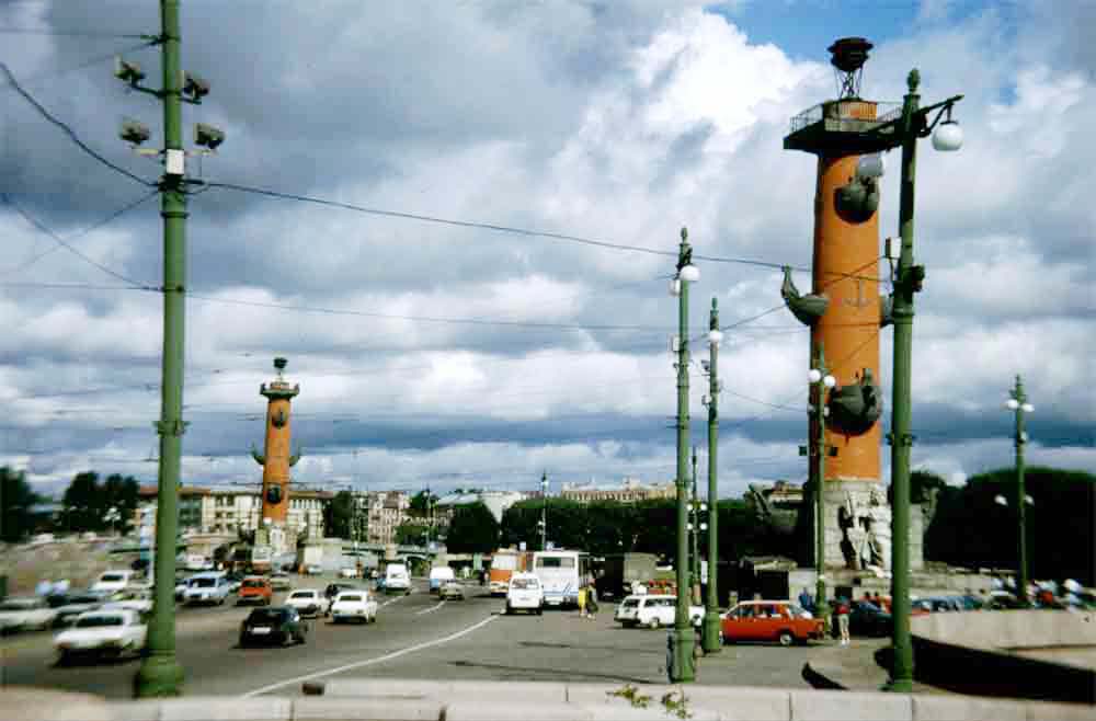09 - Rusia - San Petersburgo - columna rostrada